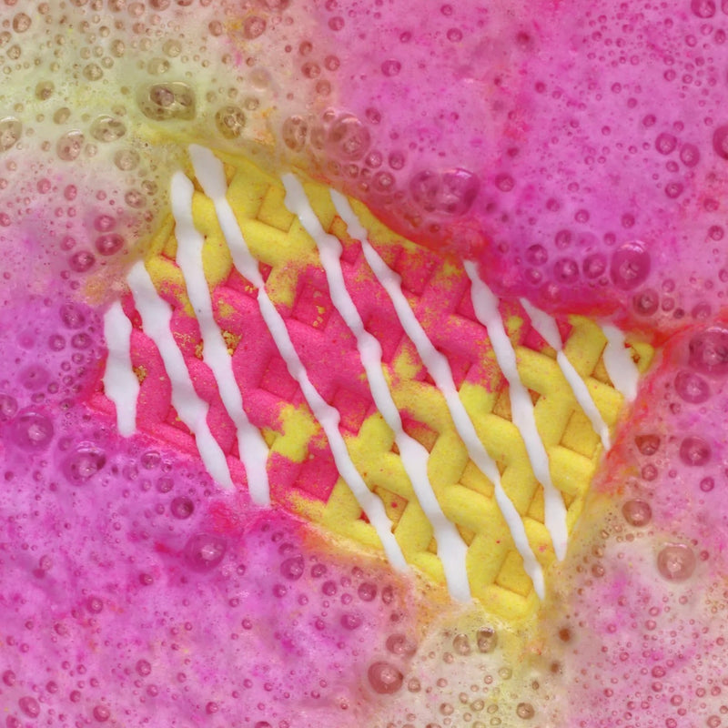 Bath Bomb 210g - Banana Milkshake Waffle