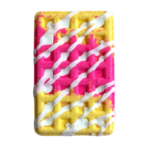 Bath Bomb 210g - Banana Milkshake Waffle